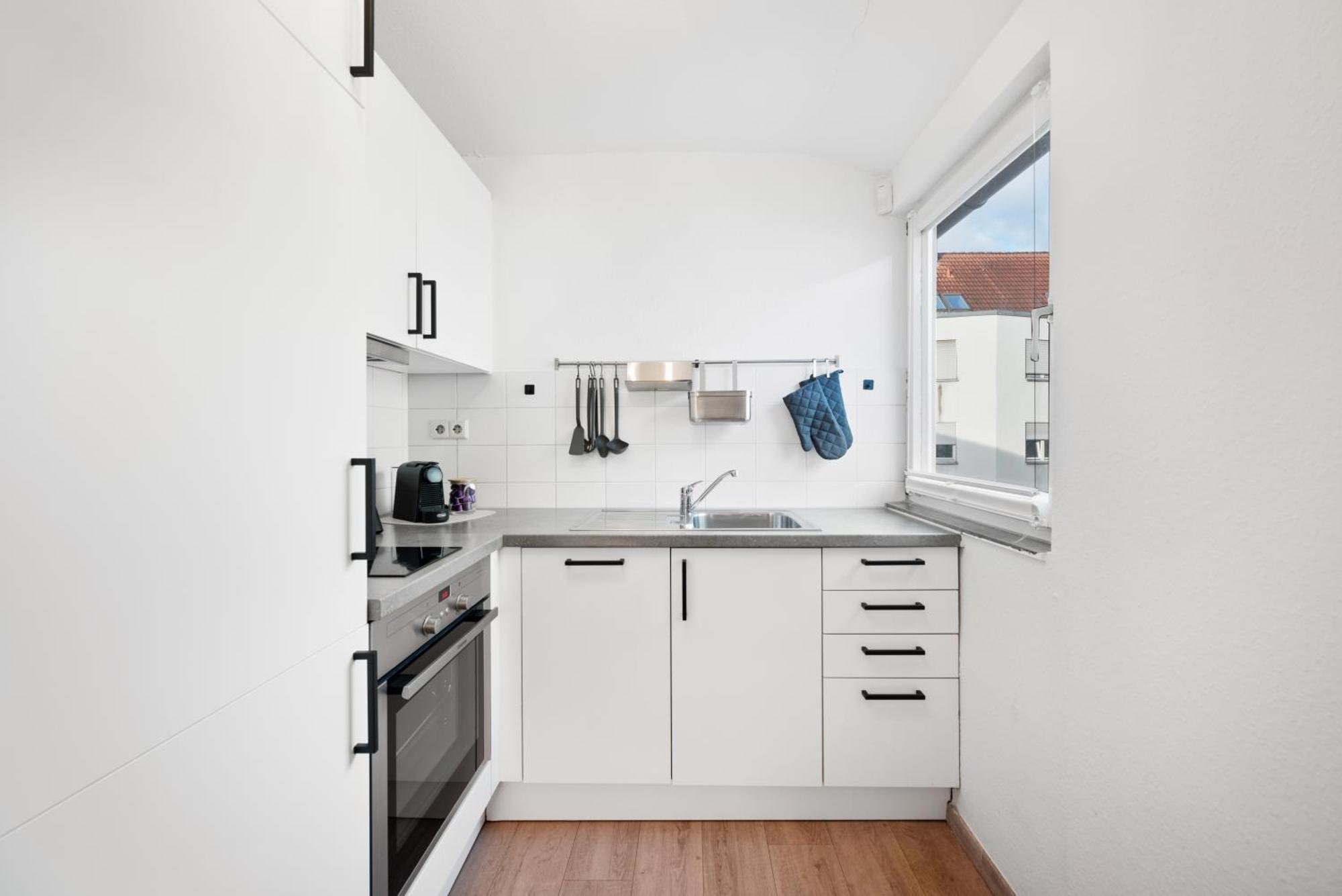 Malu Rooms - Im Stadtzentrum, Smarttv, Netflix, 24H Checkin Ludwigsburg Exterior photo